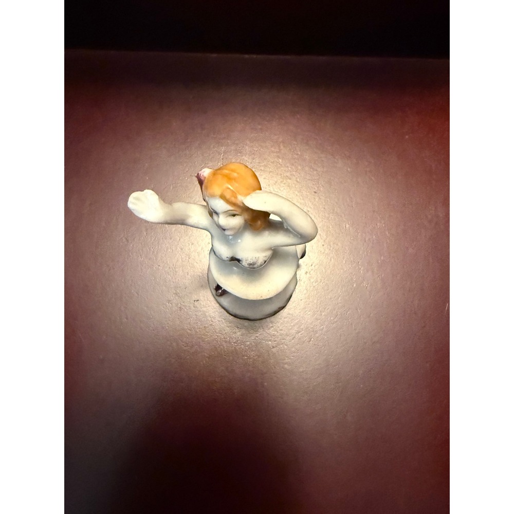 Vintage Hand‎ Painted Porcelain Ballerina Figurine Gold Gilt Miniature Dancer - Picture 10 of 10